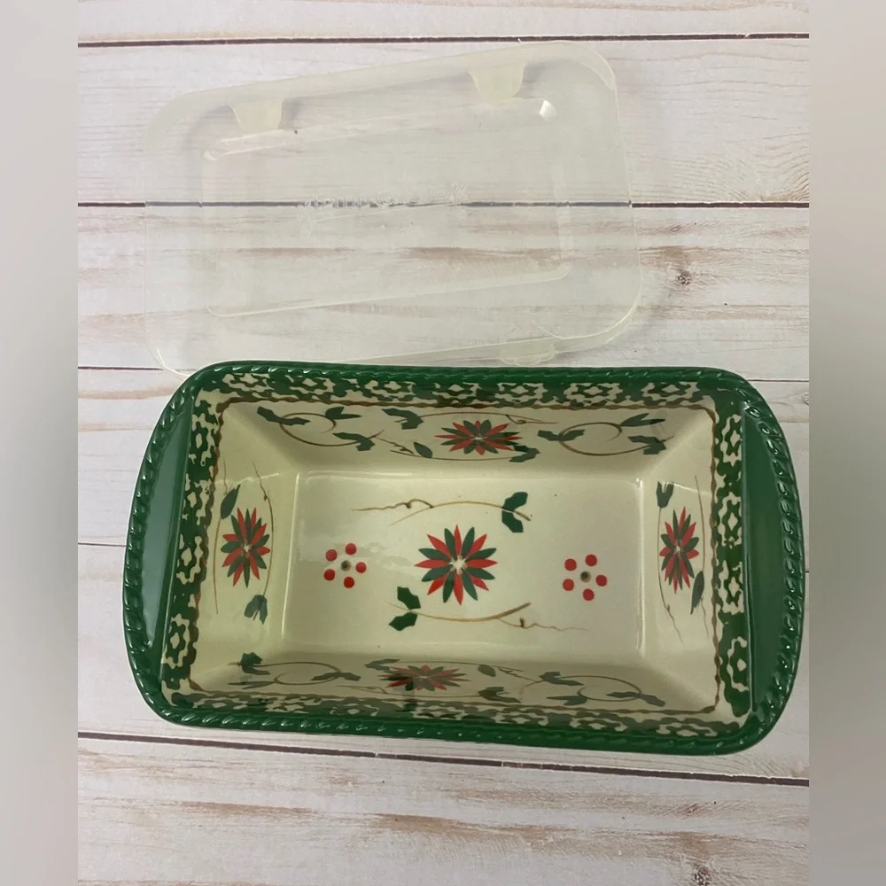 Temptations By Tara Old World Mini Loaf Pan With Lid 12 OZ Holiday